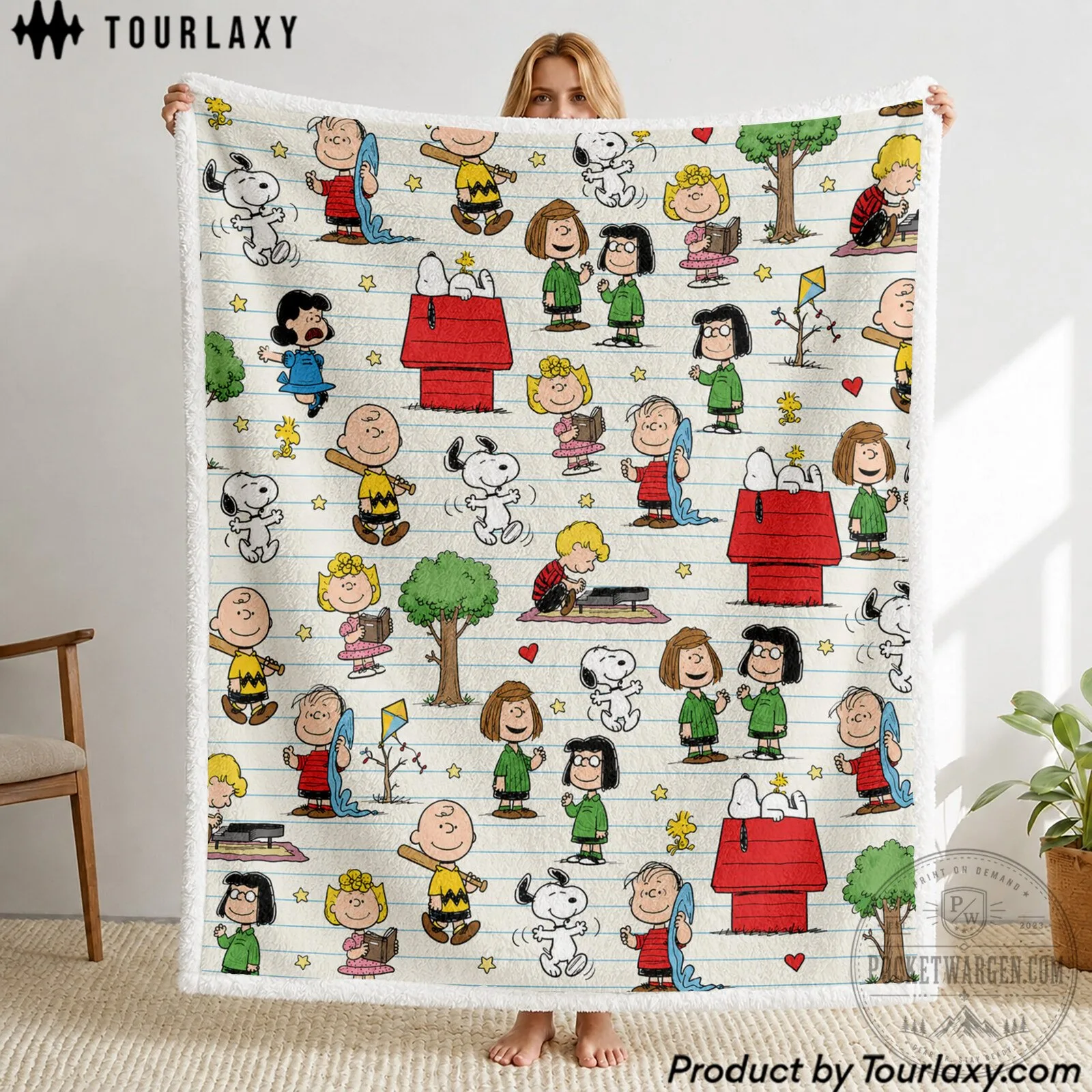 Snoopy Peanuts Gang Sherpa Fleece Blanket